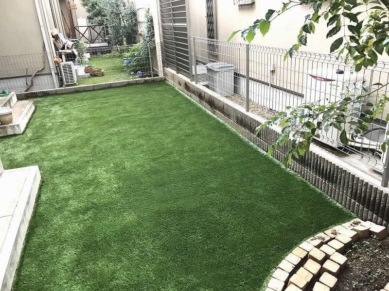 兵庫県神戸市I様邸 お庭に人工芝施工しました