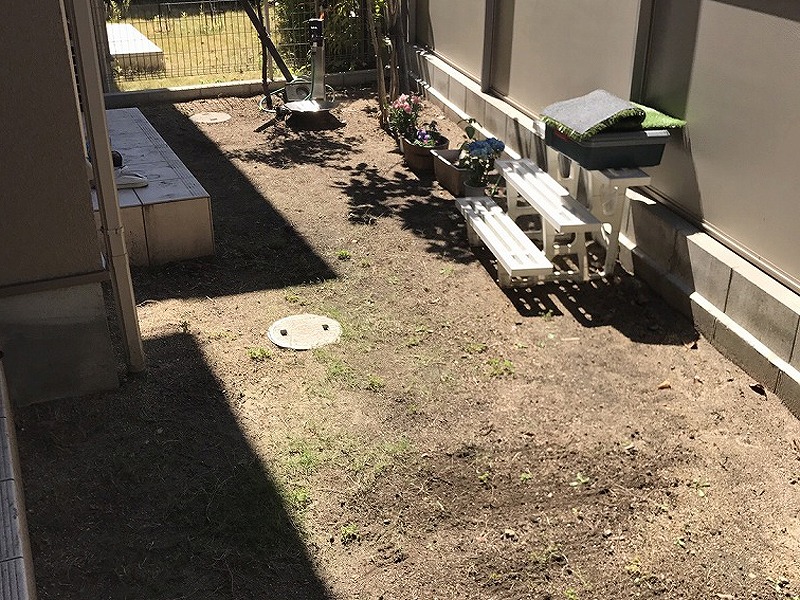 大阪府豊中市S様邸 お庭に人工芝施工しました