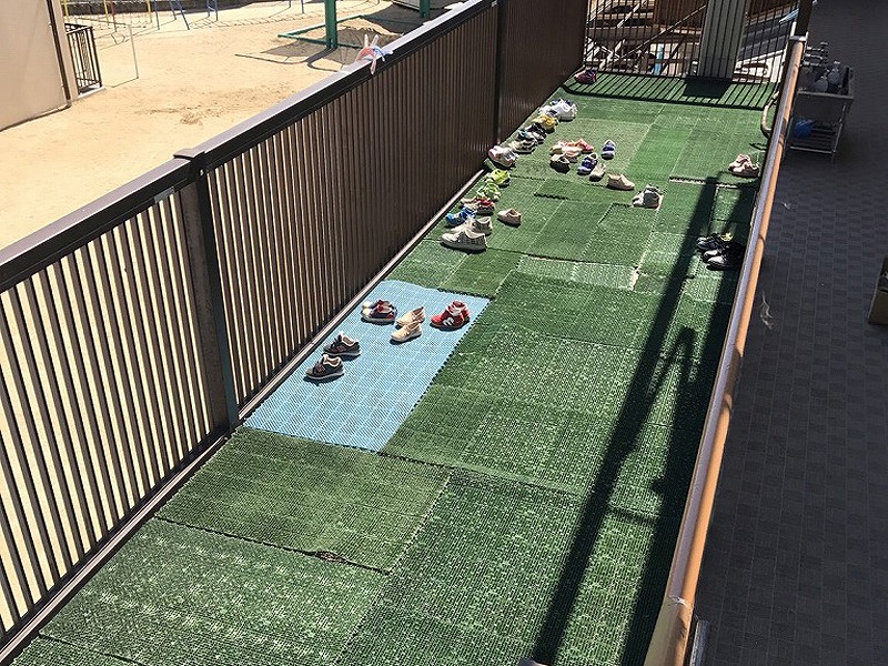 大阪府枚方市Ｍ保育園様 屋上に人工芝施工しました