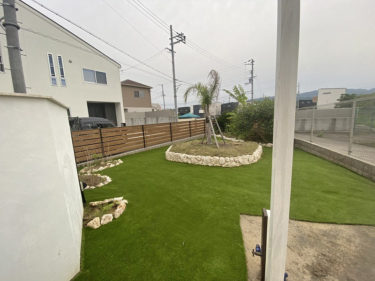 和泉市Ｔ様 お庭と玄関の人工芝