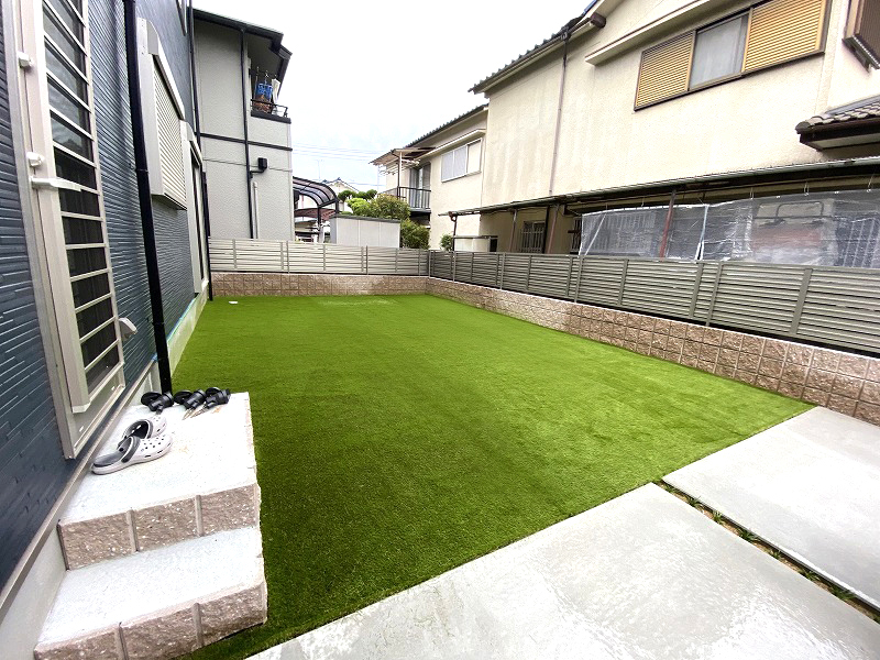 奈良県橿原市H様邸 お庭に人工芝施工しました