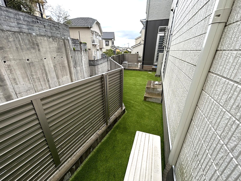 長岡京市Ｉ様 玄関周りとお庭の人工芝