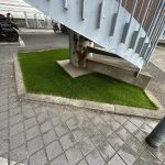 京都市法人様 建物敷地内の人工芝