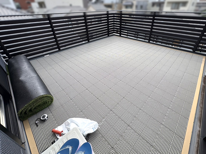 西宮市M様 屋上テラスの人工芝