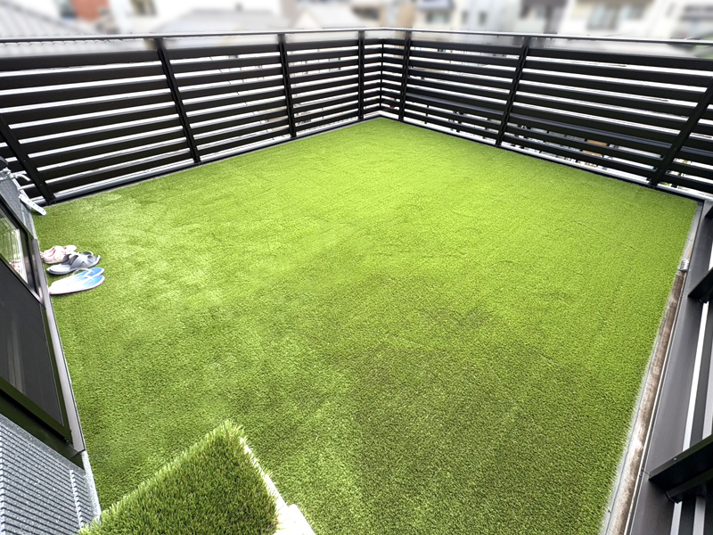 西宮市M様 屋上テラスの人工芝