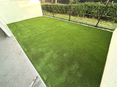 吹田市Ｍ様 マンション専用庭の人工芝