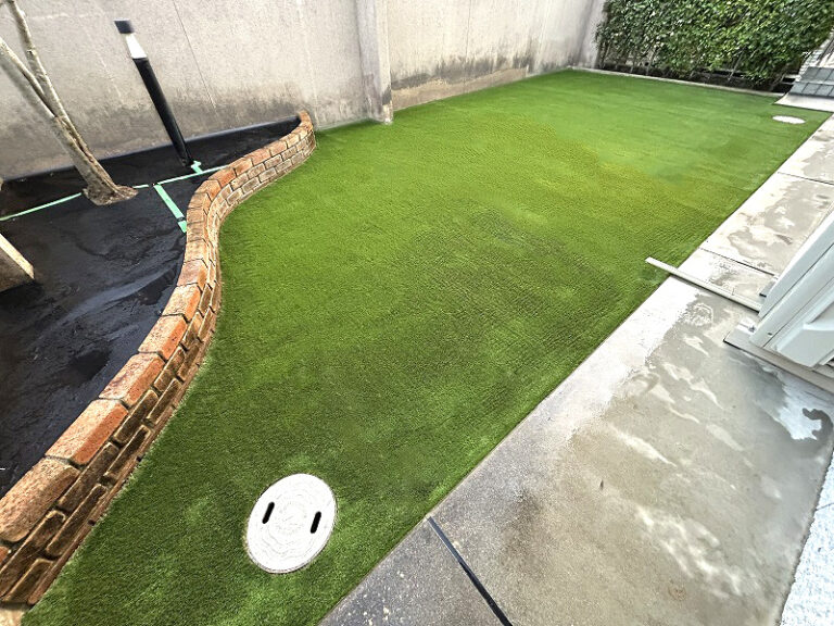 吹田市Ｎ様 お庭の人工芝